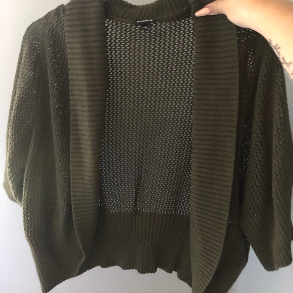 Torrid olive green shrug size 3